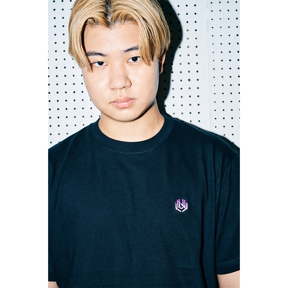 UNLIMIT LOGO EMBROIDERY T-SHIRT