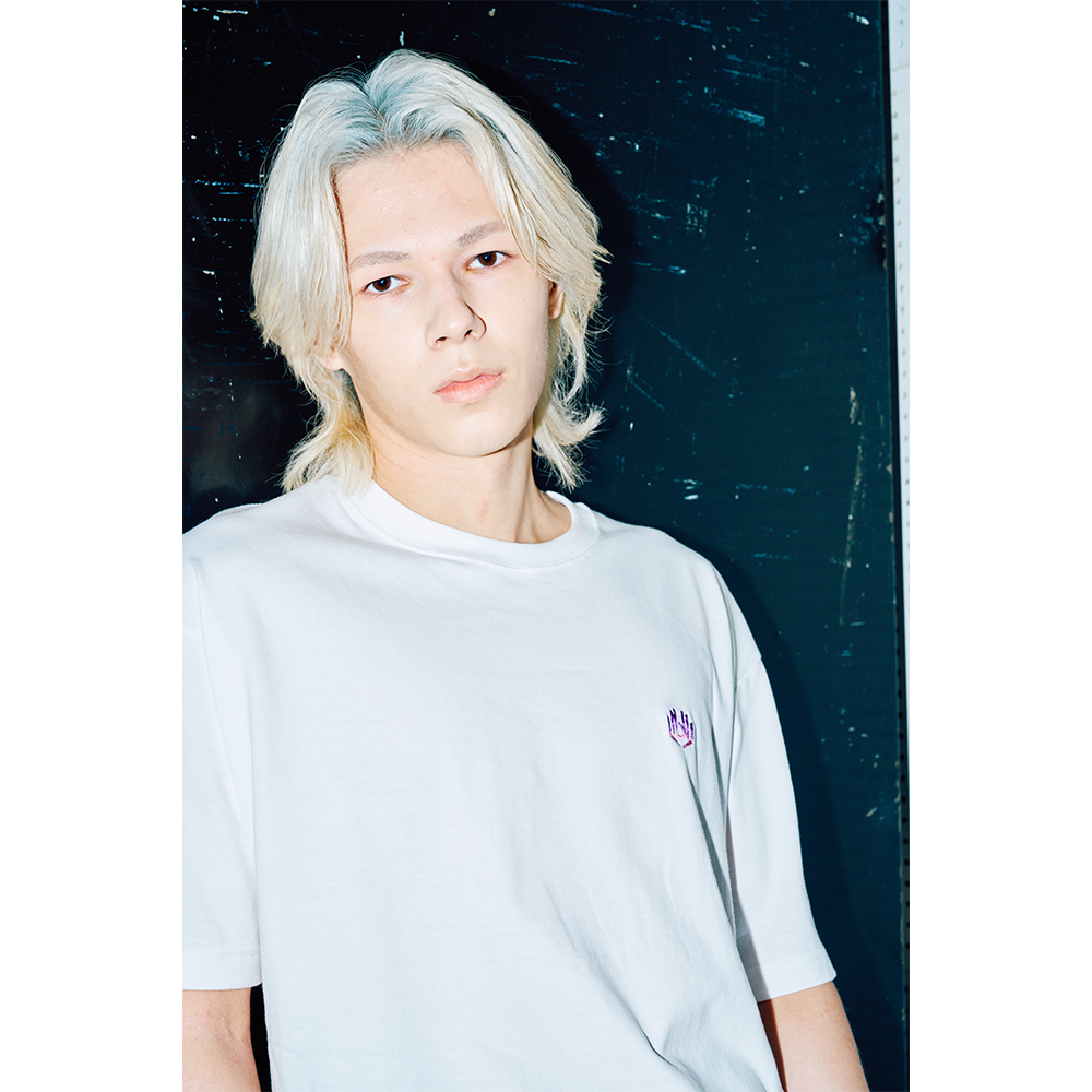 UNLIMIT LOGO EMBROIDERY T-SHIRT