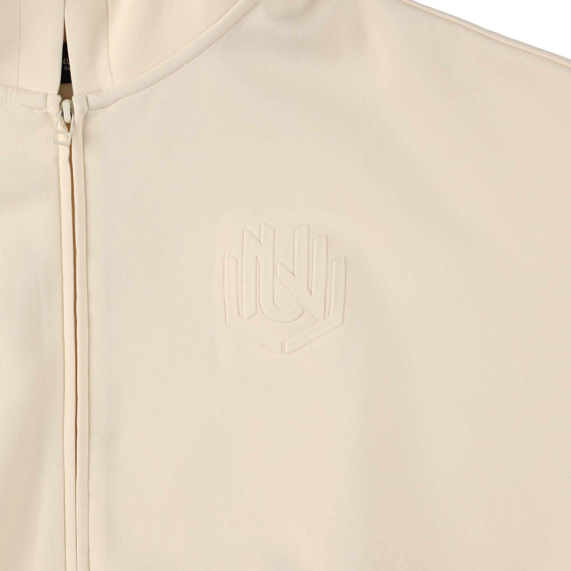 EMBOSS LOGO HOODIE  ECRU